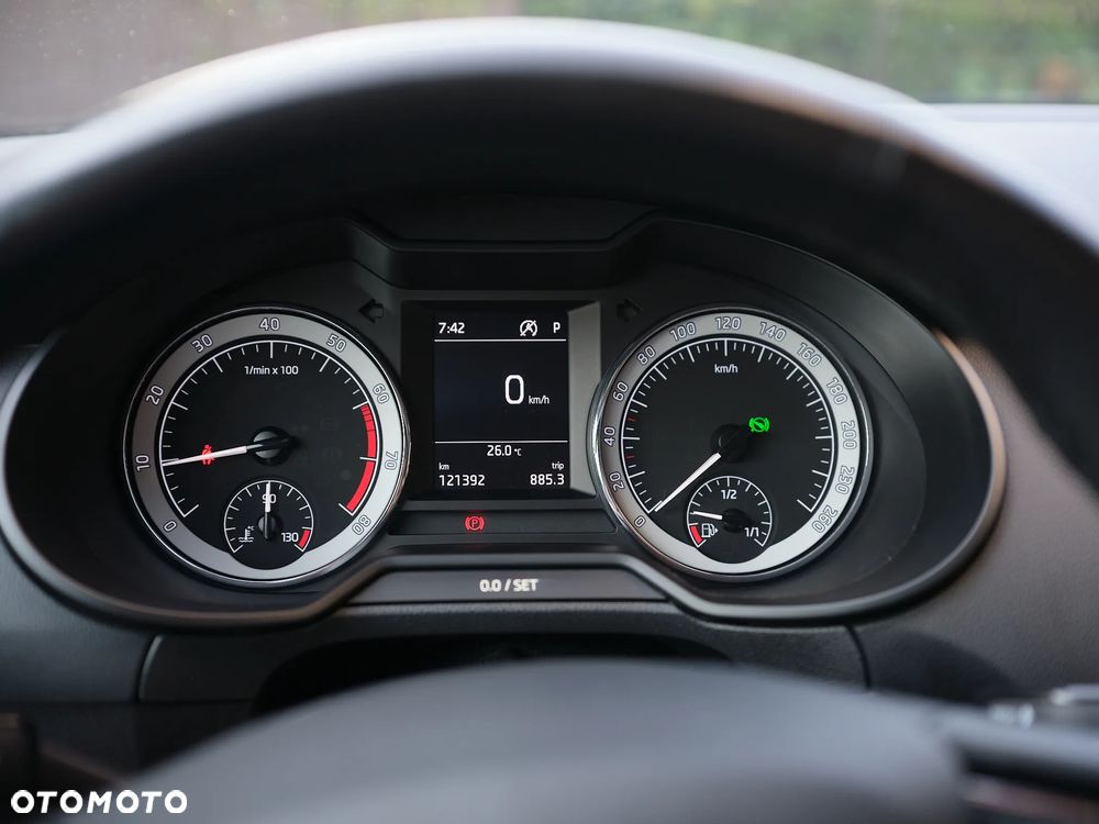Skoda Octavia 1.5 TSI ACT Style DSG - 6