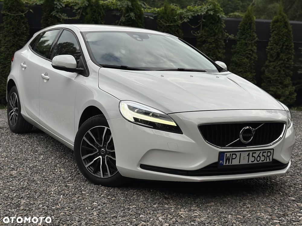 Volvo V40 D2 Momentum - 3