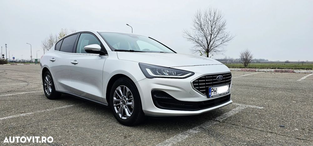 Ford Focus 1.0 EcoBoost Titanium X - 9