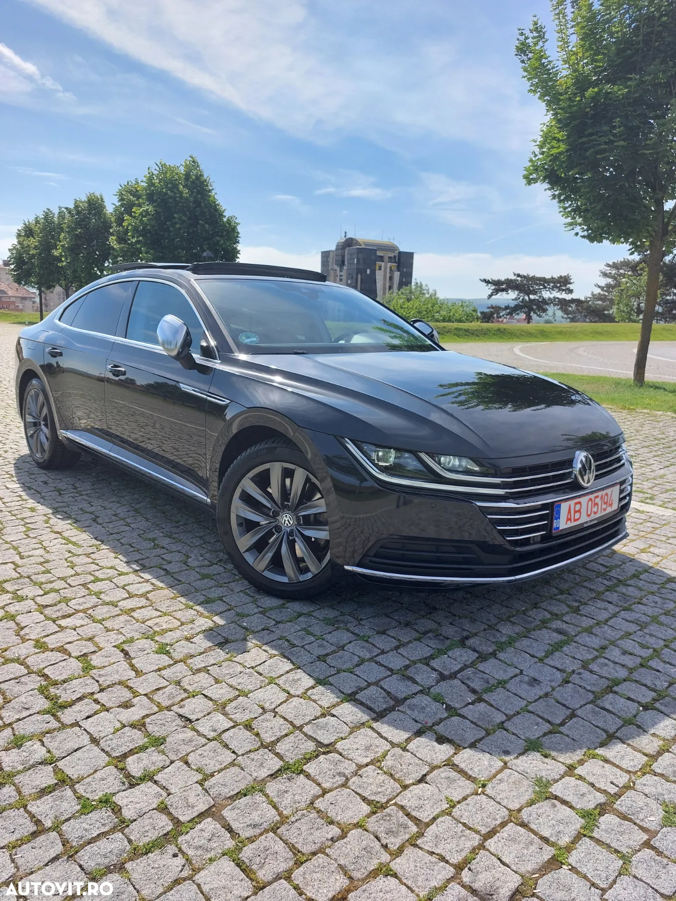 Volkswagen ARTEON 2.0 TDI DSG 4Motion Elegance - 2