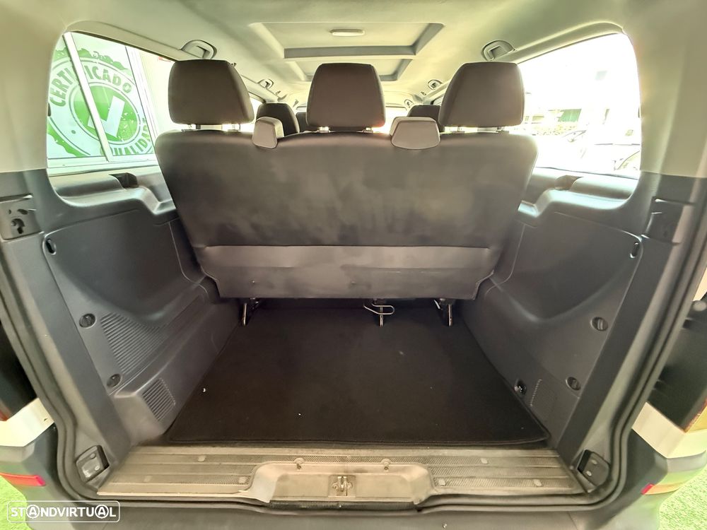 Mercedes-Benz Vito 113 CDI 9 Lugares - 12