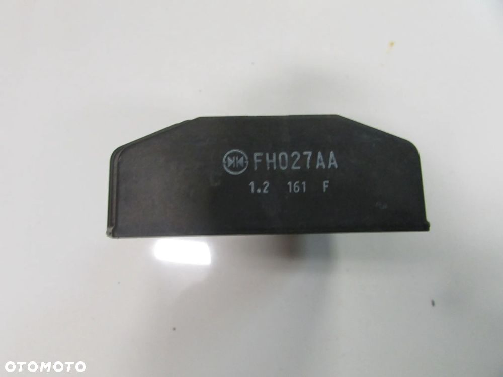 Triumph Tiger 900 20+ regulator napięcia - 2