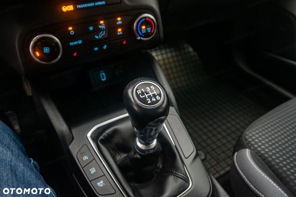 Ford Focus 1.5 EcoBlue Trend - 23