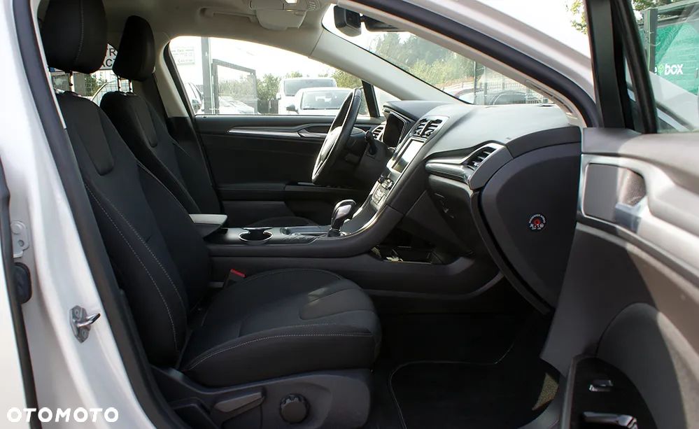 Ford Mondeo 2.0 EcoBoost ST-Line - 8