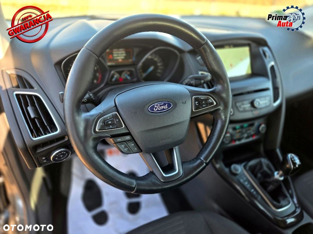 Ford Focus 1.0 EcoBoost Titanium Design - 27