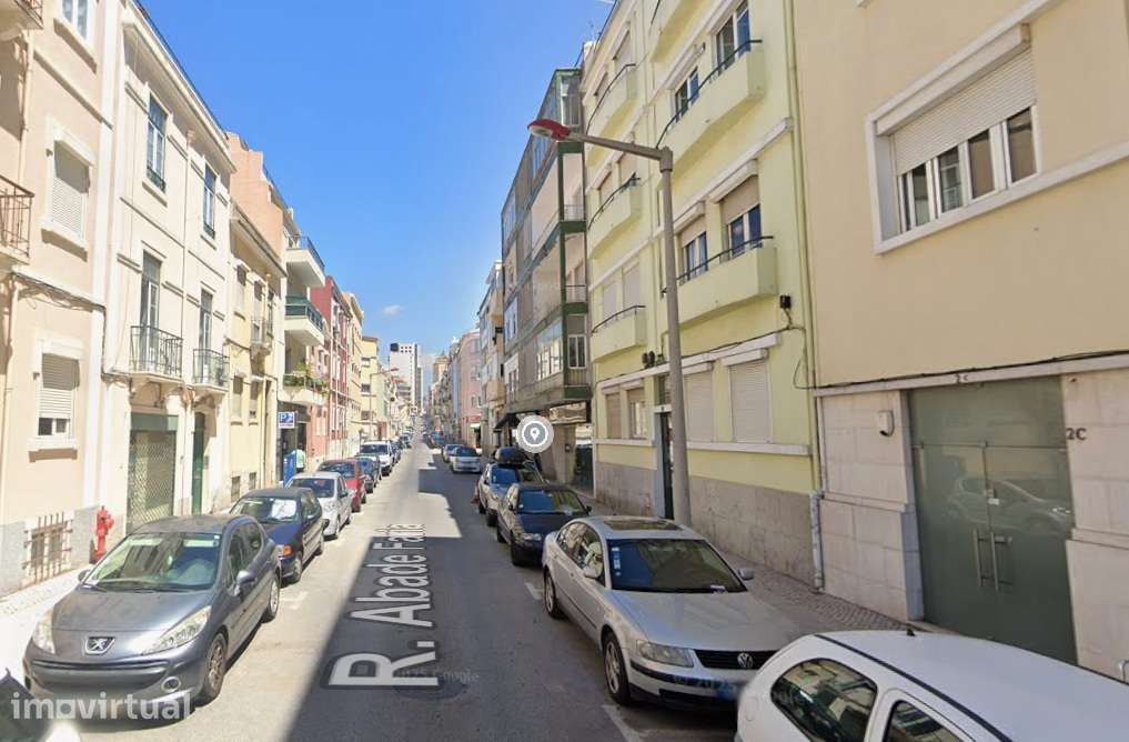 Excelente T1 duplex entre a Alameda e Areeiro - Grande imagem: 3/7