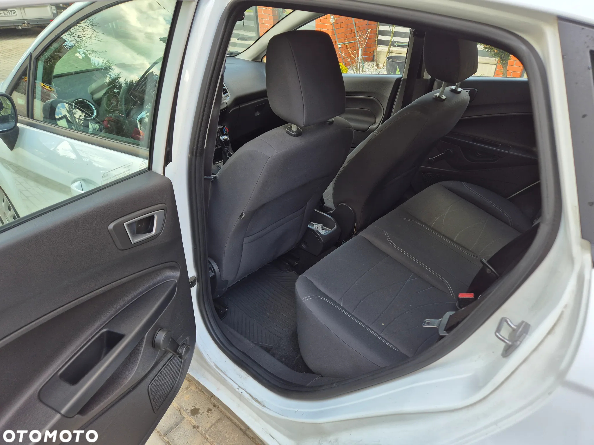 Ford Fiesta 1.5 TDCi Titanium - 11