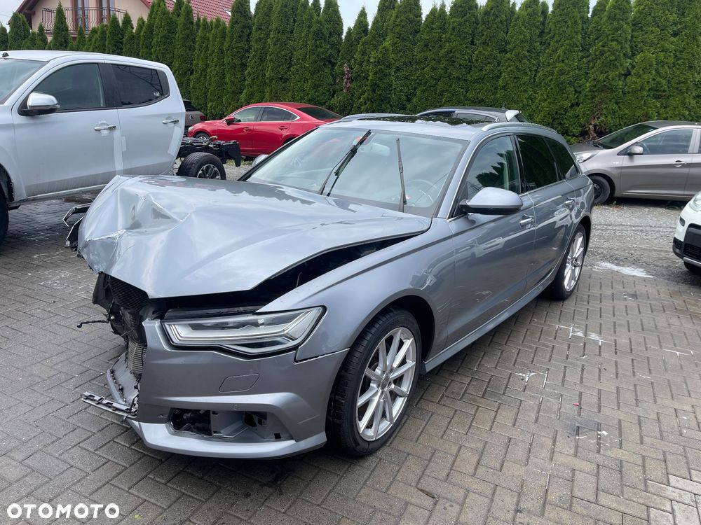 Audi A6 Avant 2.0 TDI Ultra DPF S tronic - 8