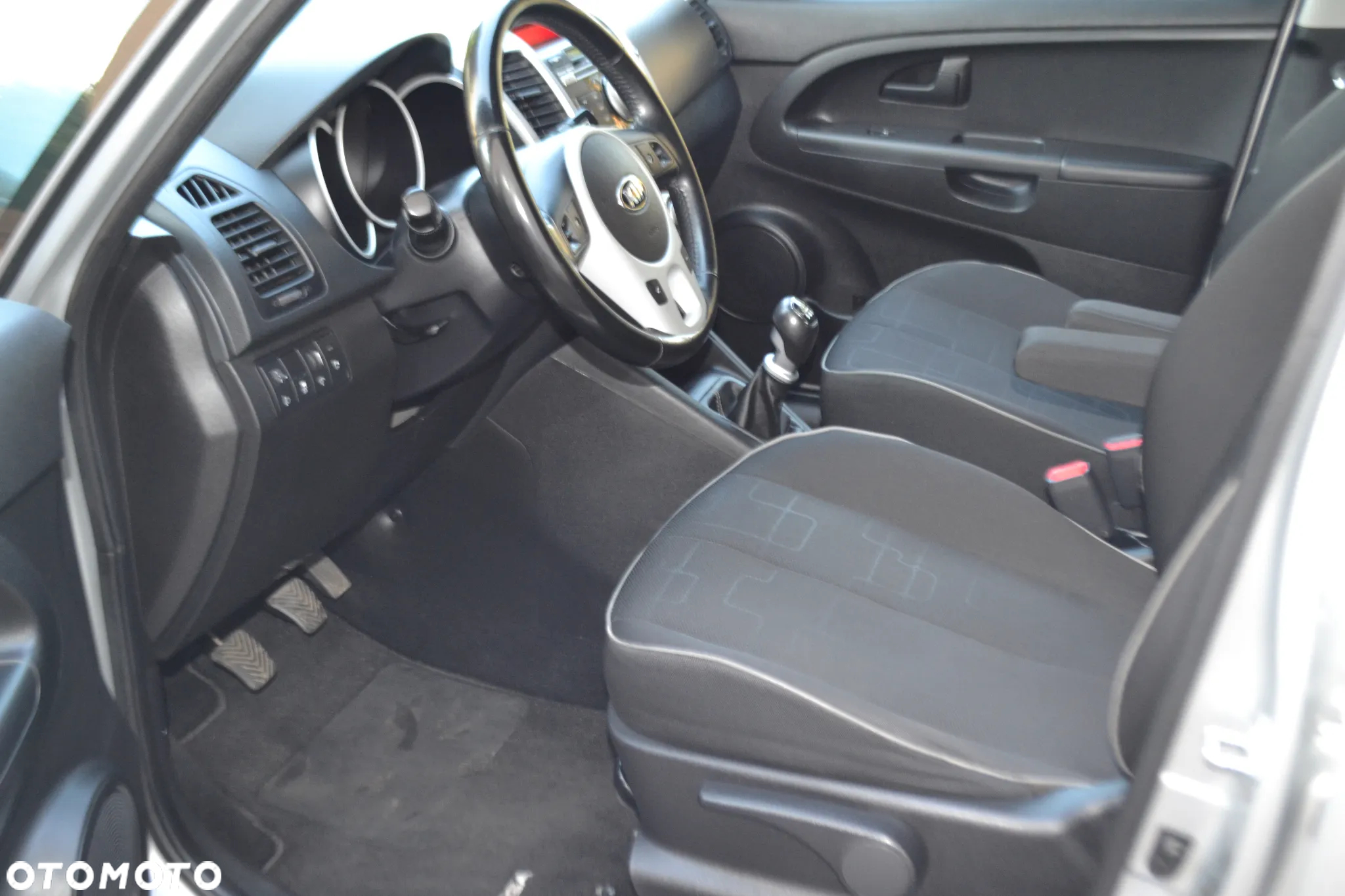 Kia Venga 1.6 CRDi 128 Fifa World Cup Edition - 18
