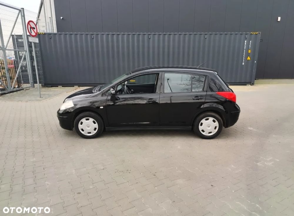 Nissan Tiida 1.6 Acenta - 5