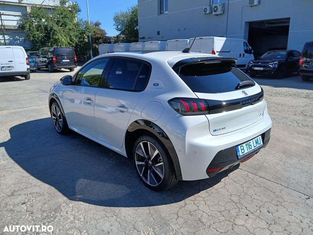 Peugeot 208 e-208 GT Pack - 2