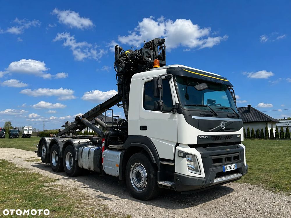 Volvo FMX 410 8x4 - 12