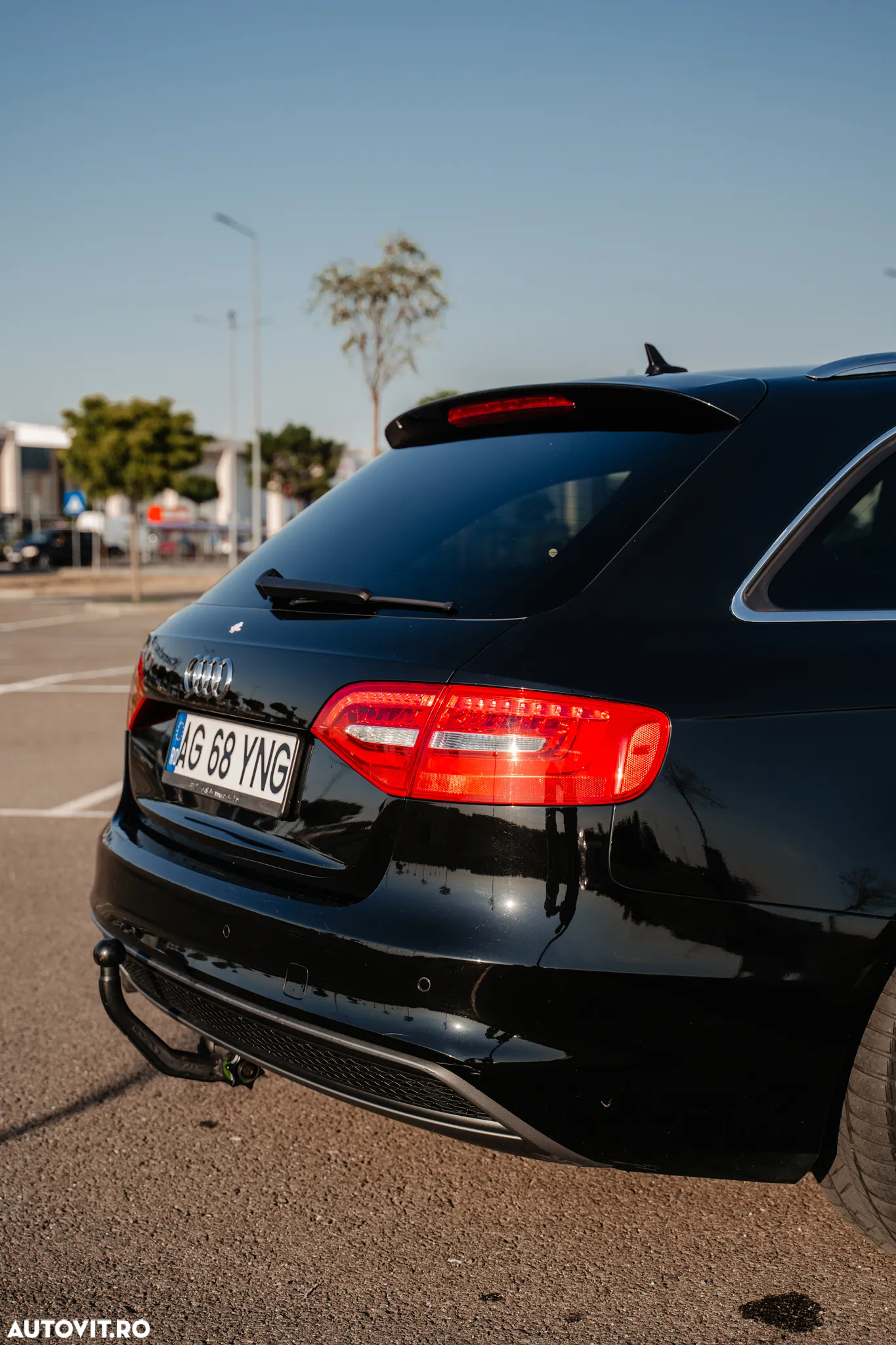Audi A4 2.0 TDI DPF clean diesel multitronic S line Sportpaket - 8