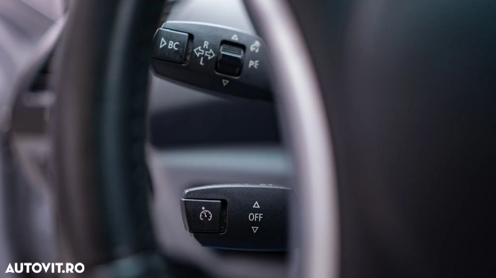 BMW Seria 1 116i - 16