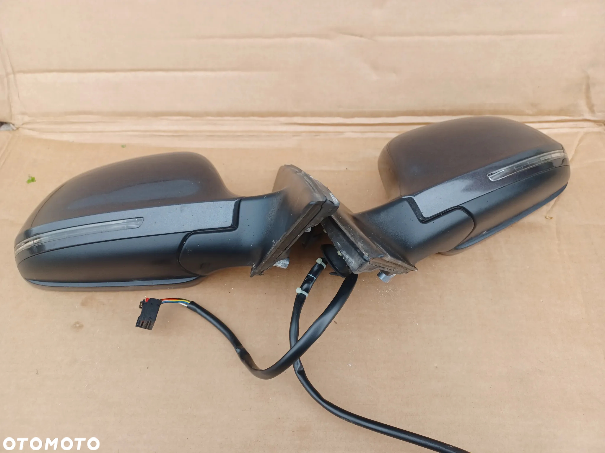LUSTERKO AUDI A4 B8 LZ7L 6 pin - 3