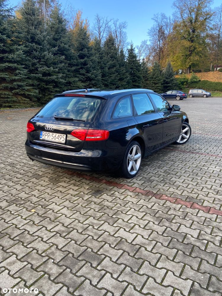 Audi A4 - 4