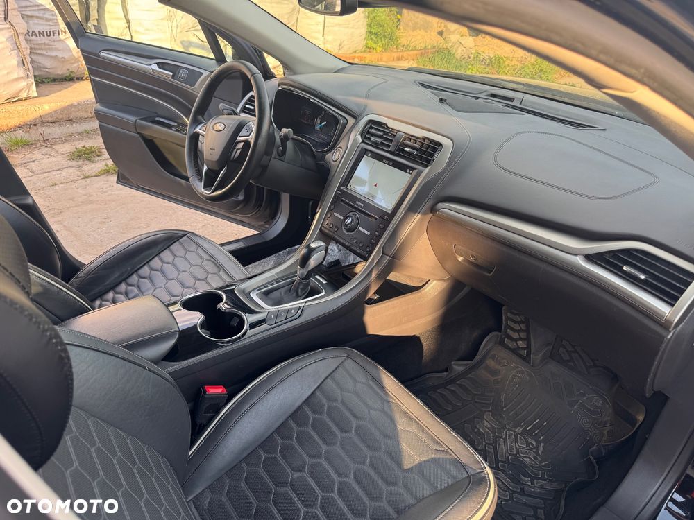 Ford Mondeo 2.0 CVT VIGNALE - 11