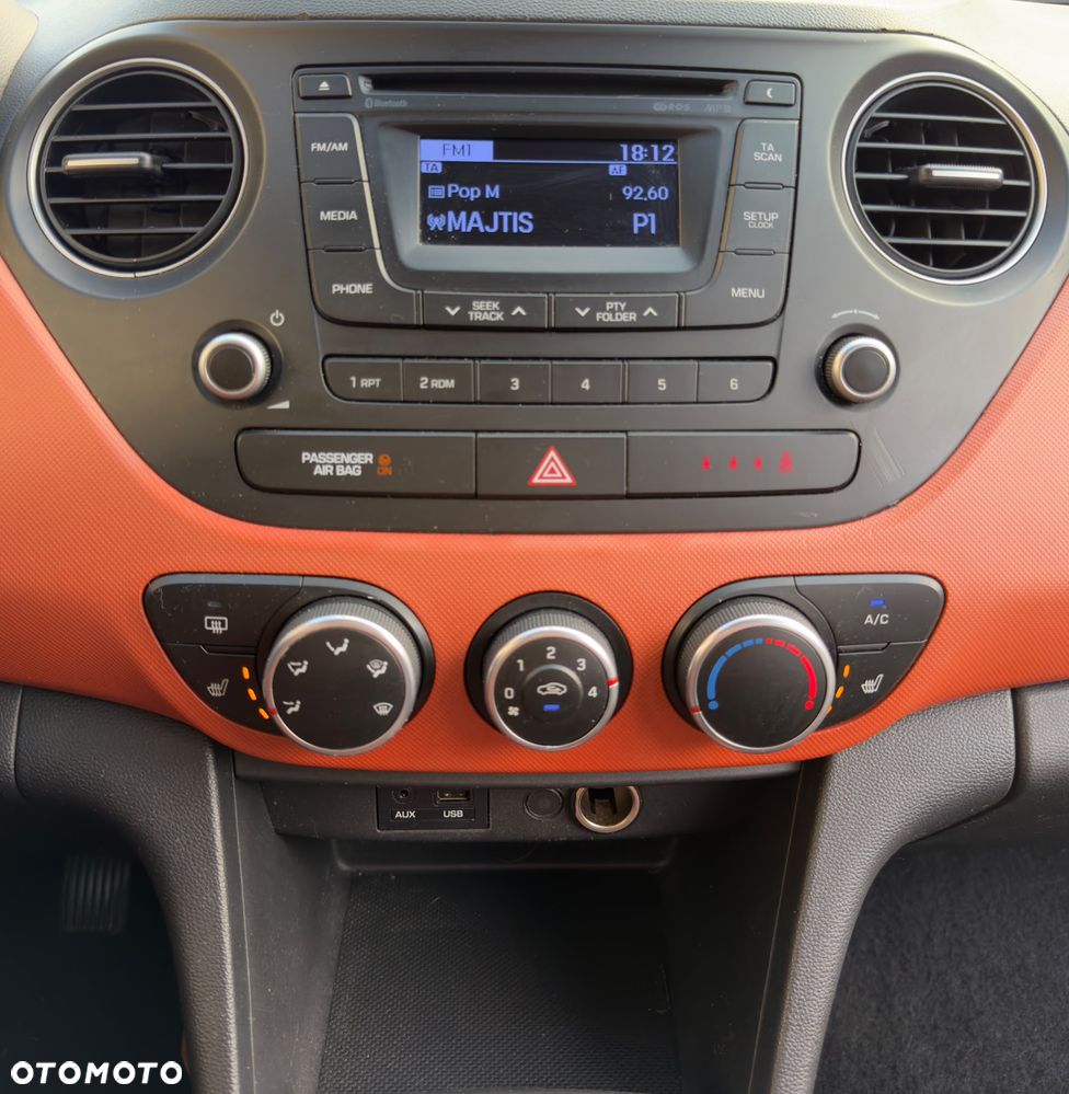 Hyundai i10 1.2 Premium - 10