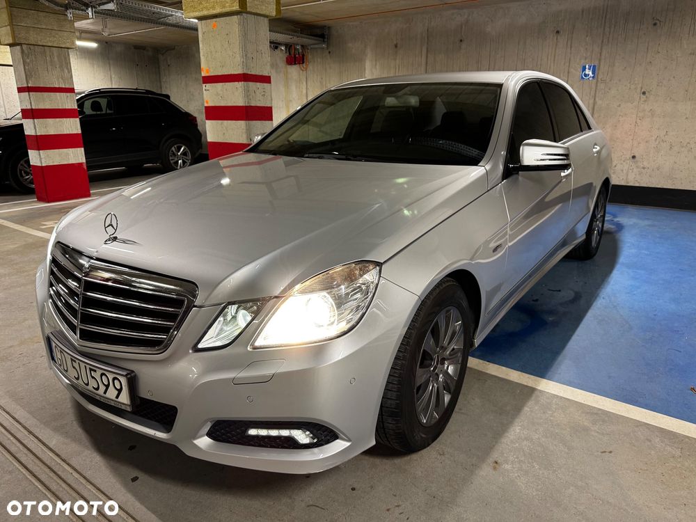 Mercedes-Benz Klasa E 250 CGI BlueEffICIENCY - 5