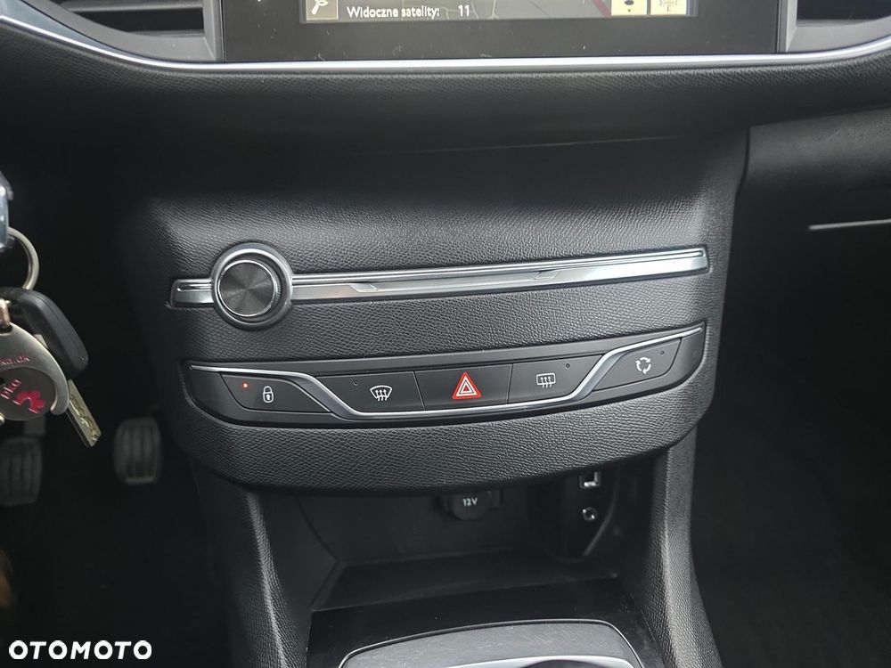 Peugeot 308 1.6 BlueHDi Access S&S - 16