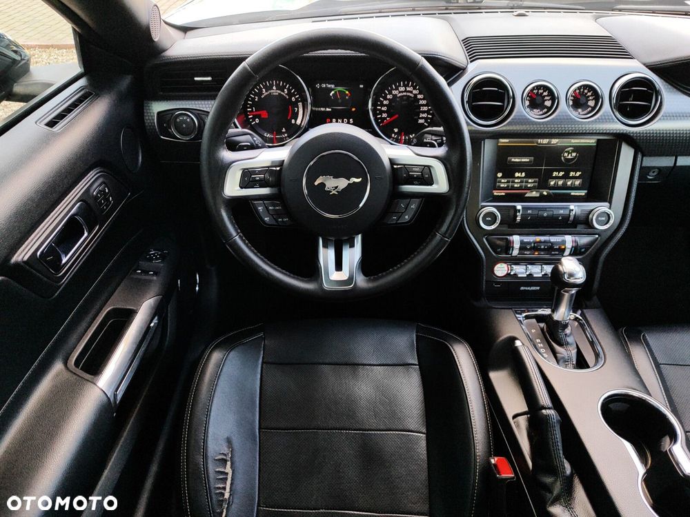 Ford Mustang - 15