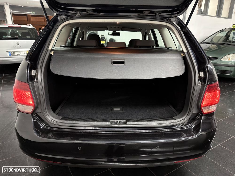 VW Golf Variant 1.9 TDi DPF Sportline BlueMotion - 9