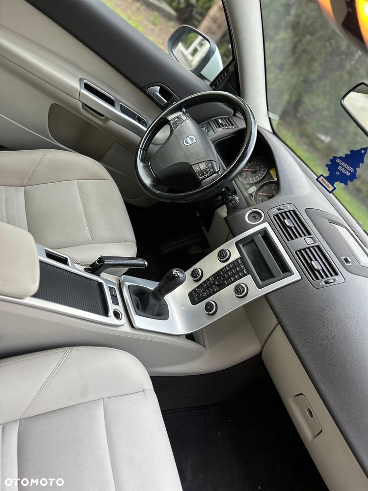 Volvo C30 1.6D DRIVe Momentum - 11