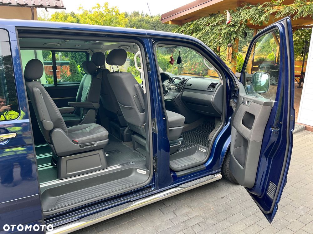 Volkswagen Multivan - 4