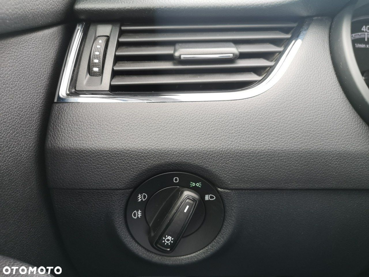 Skoda Octavia 1.5 TSI ACT Ambition - 14