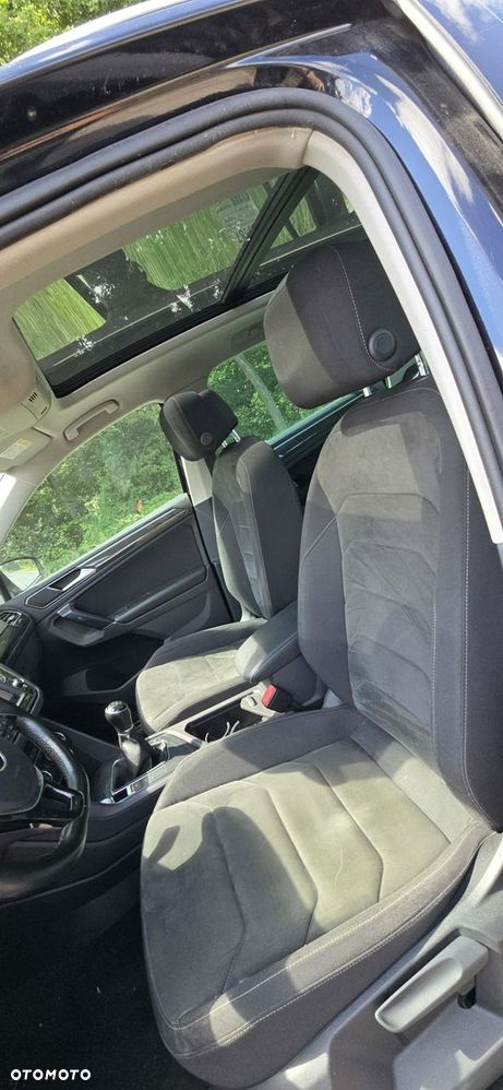 Volkswagen Tiguan - 26