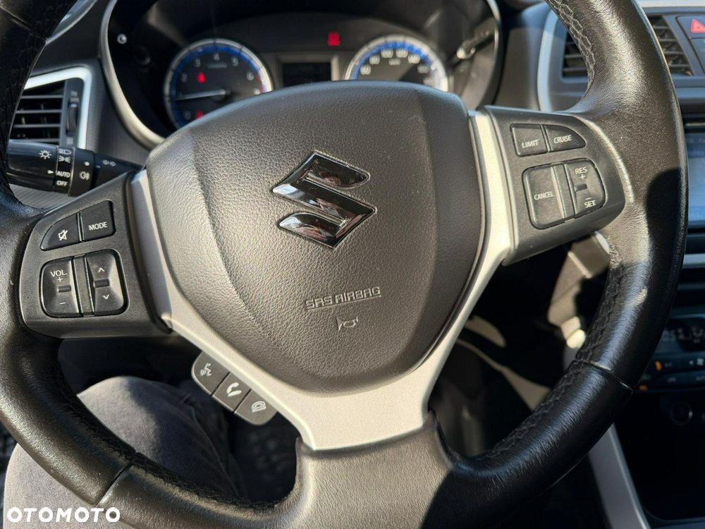 Suzuki SX4 S-Cross 1.6 Premium 4WD CVT - 14