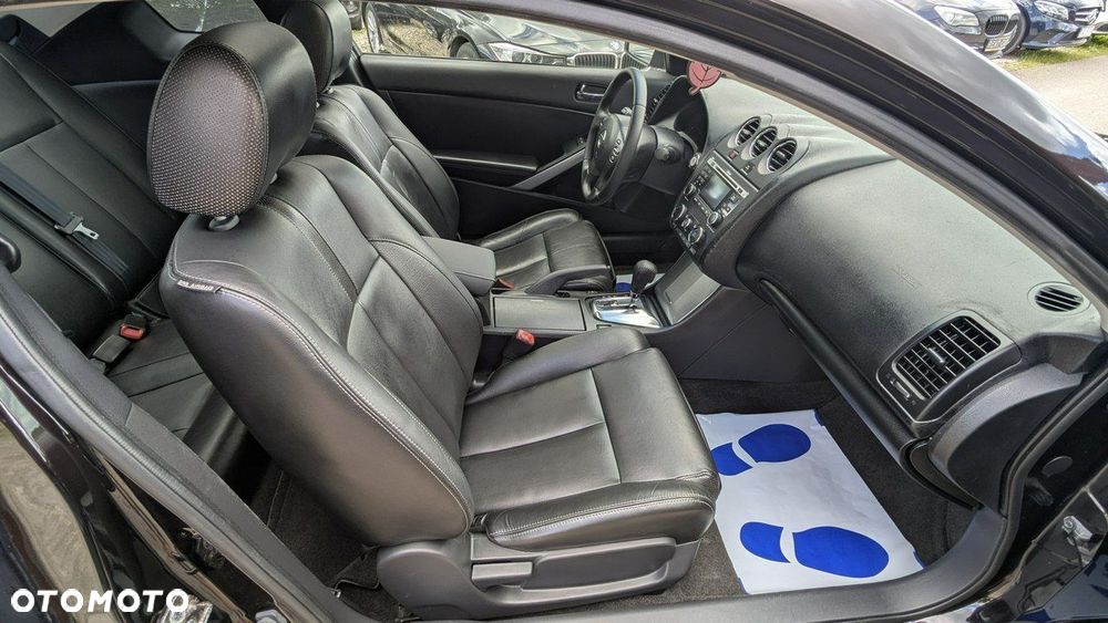 Nissan Altima - 19
