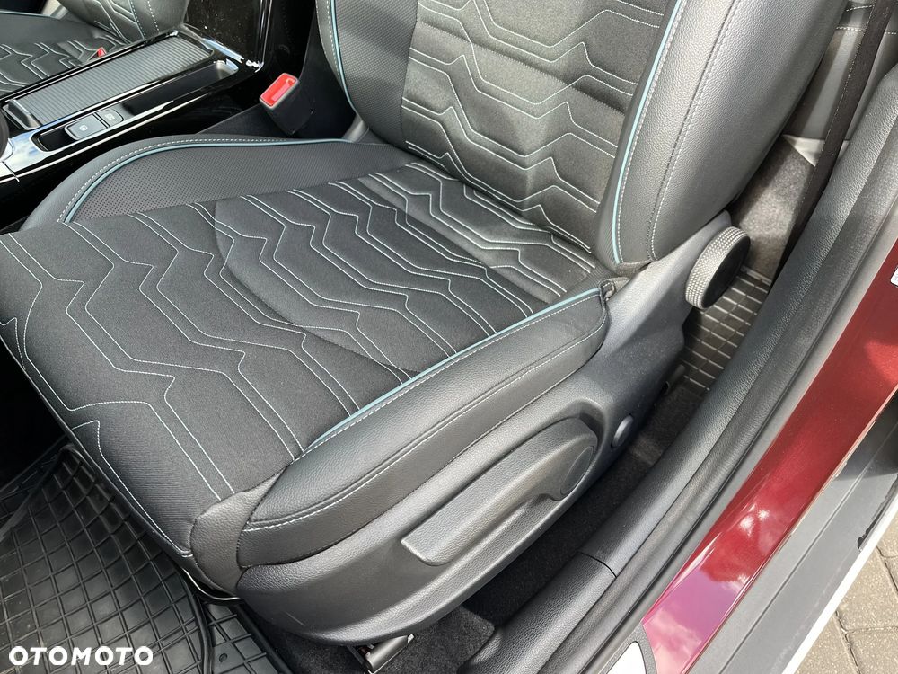 Kia XCeed 1.6 T-GDI Tribute DCT - 12