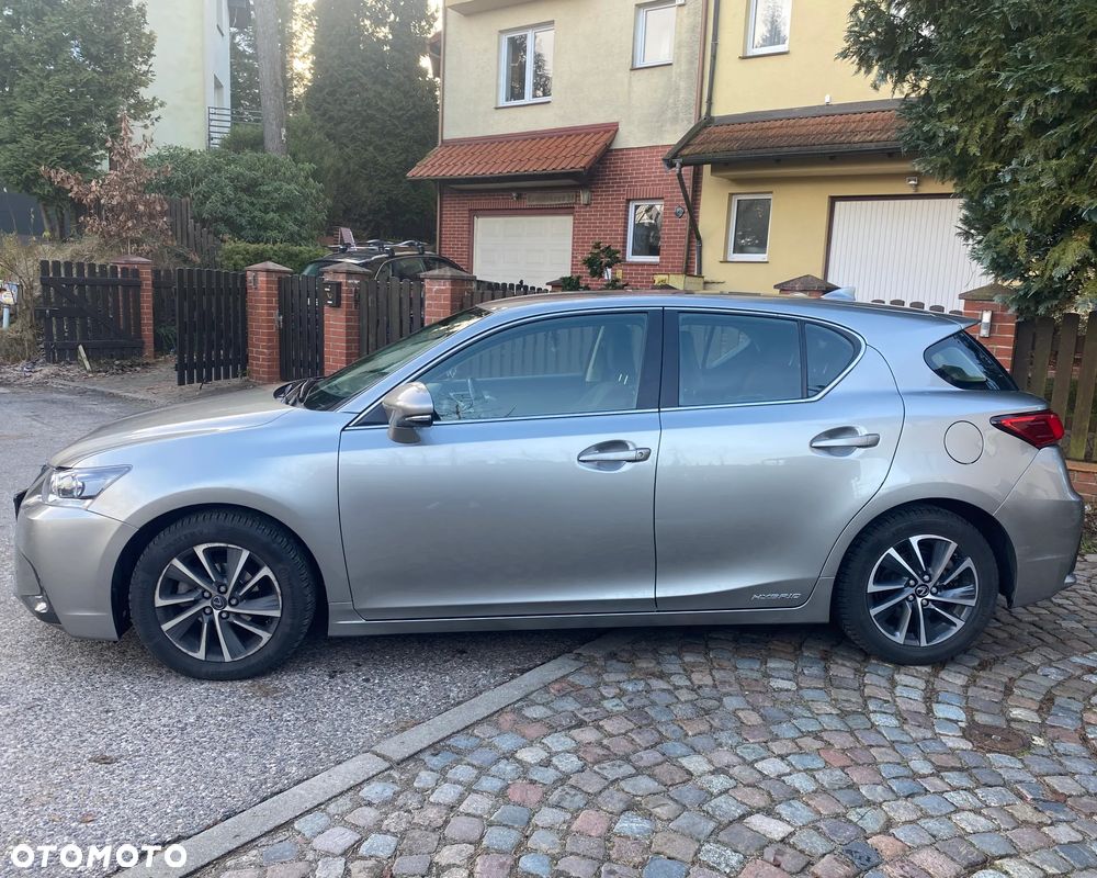Lexus CT 200h Elegance EU6 - 4