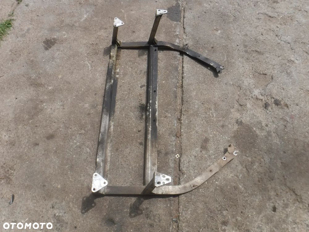 Audi TT 8J Cabrio  oslona pod silnik wzmocnienie stelaz pajak wspornik - 3