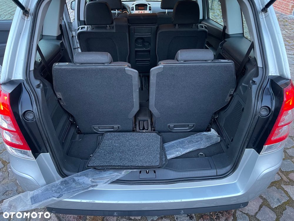 Opel Zafira Tourer 1.8 Edition - 11
