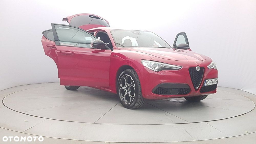 Alfa Romeo Stelvio - 9