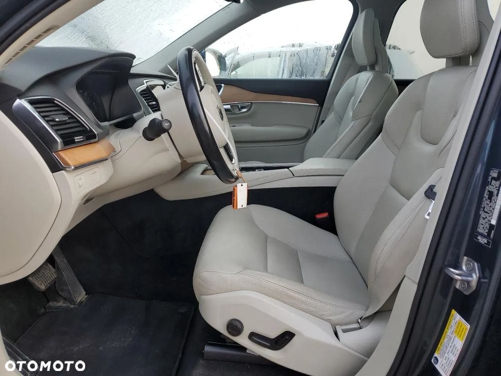 Volvo XC 90 T6 AWD Geartronic Momentum - 8