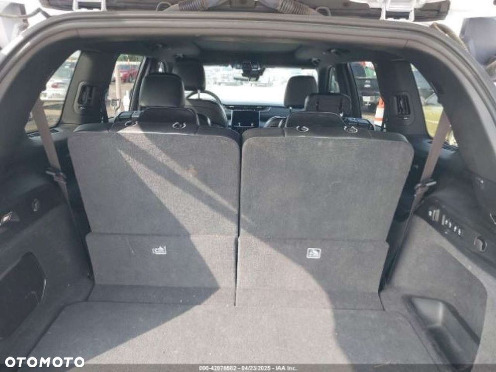 Jeep Grand Cherokee - 10
