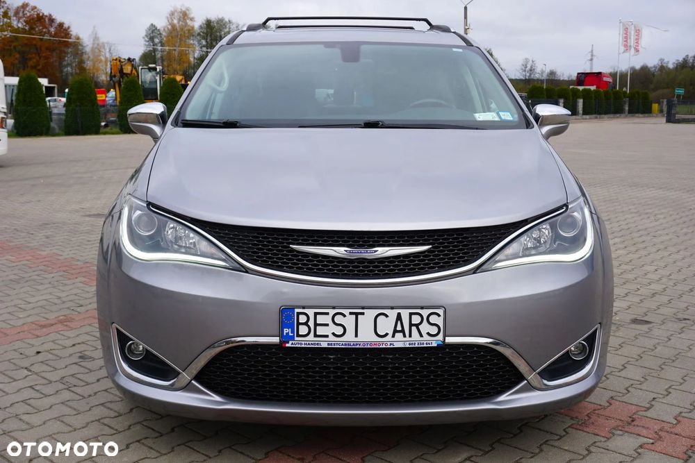 Chrysler Pacifica - 9