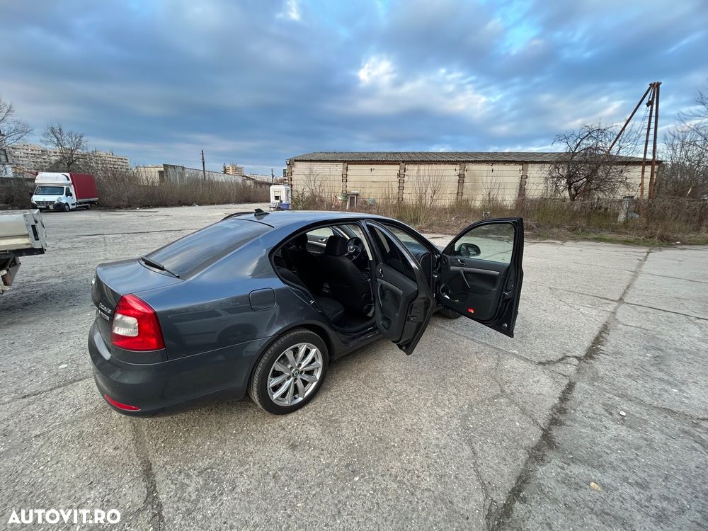 Skoda Octavia 1.6 TDI Drive DSG - 15