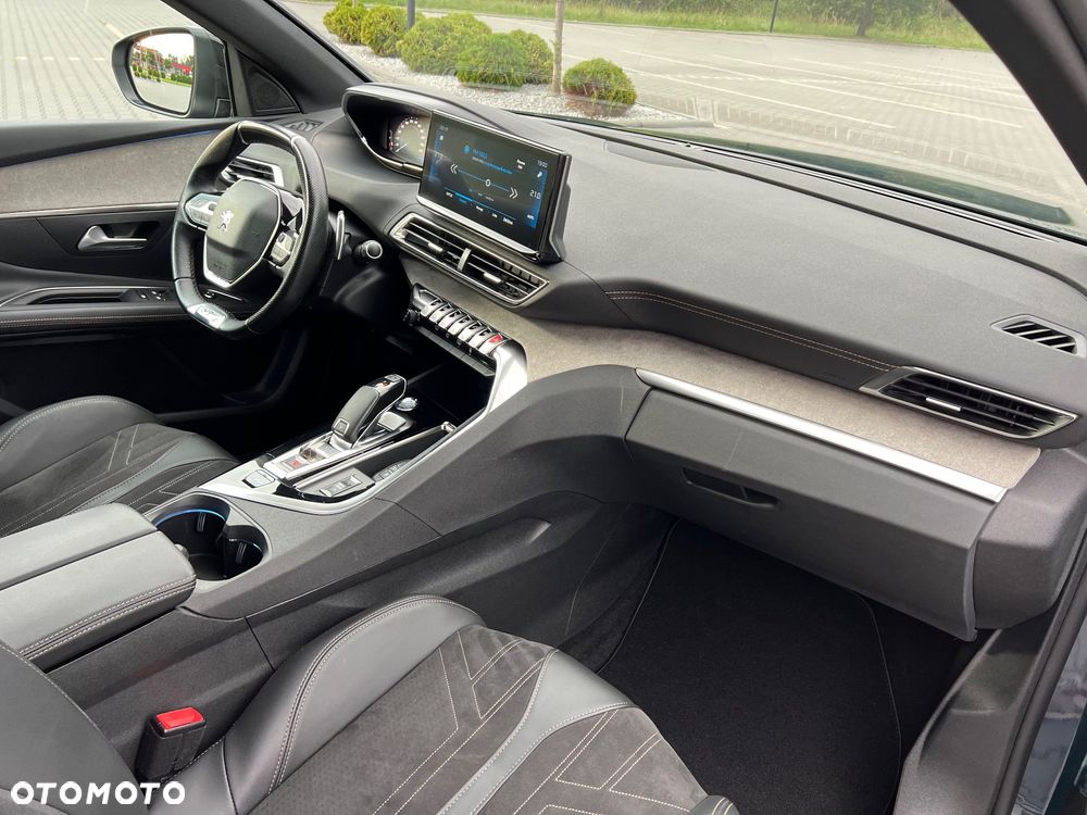 Peugeot 3008 1.5 BlueHDi GT Pack S&S EAT8 - 32