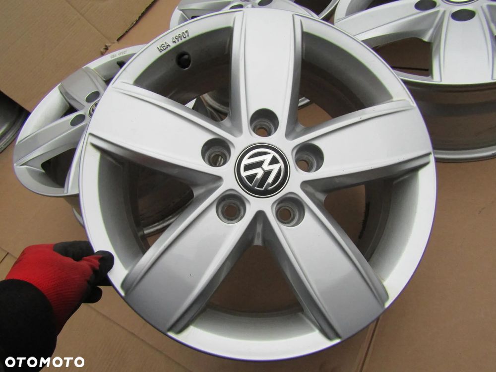 4x Felgi Aluminiowe 16 VW T5 T6 Amarok Caravelle Multivan Transporter 6,5 j 5x120 ET51 piasta 65,1 mm / 7E0071496 / ORYGINALNE - 15