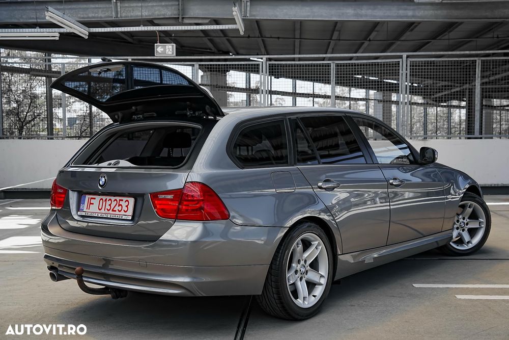 BMW Seria 3 320d - 4