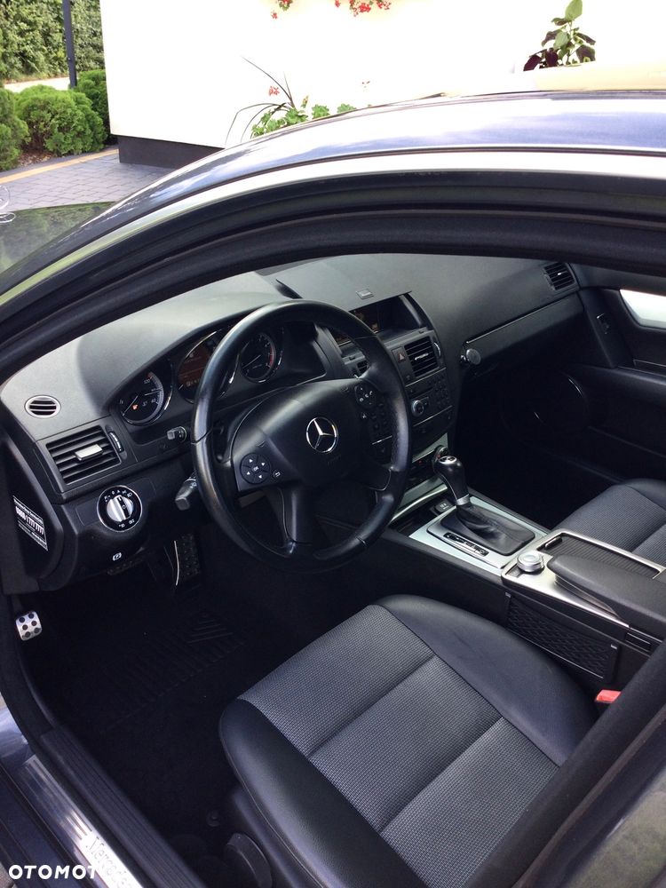Mercedes-Benz Klasa C 250 CGI BlueEff Avantgarde - 6