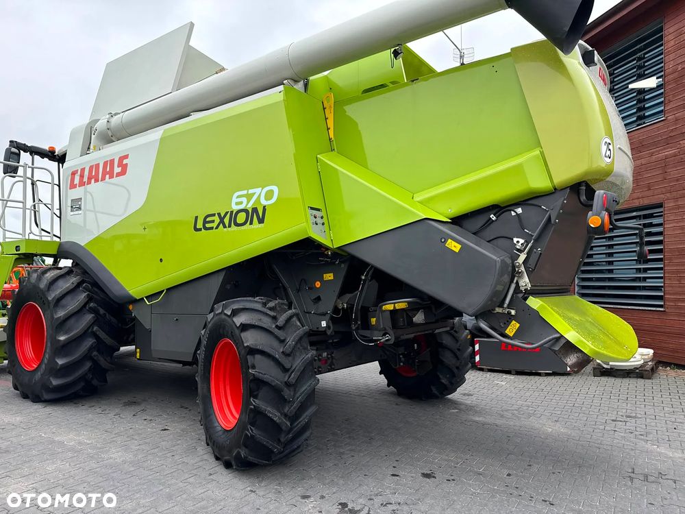 Claas LEXION 670 660  650 JOHN DEERE SERI T 670 - 23