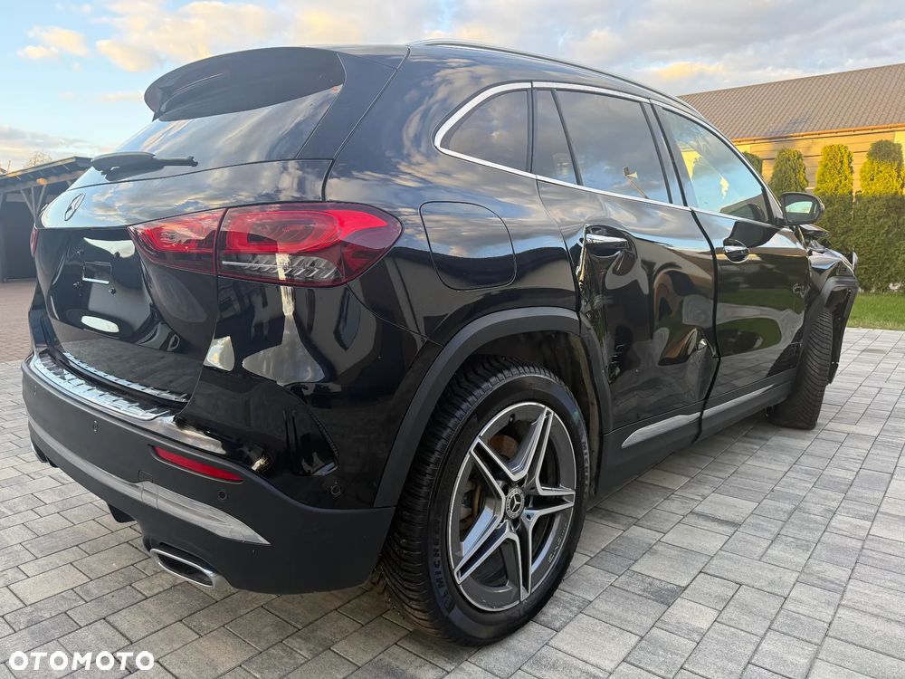 Mercedes-Benz GLA 200 7G-DCT Edition AMG Line - 9