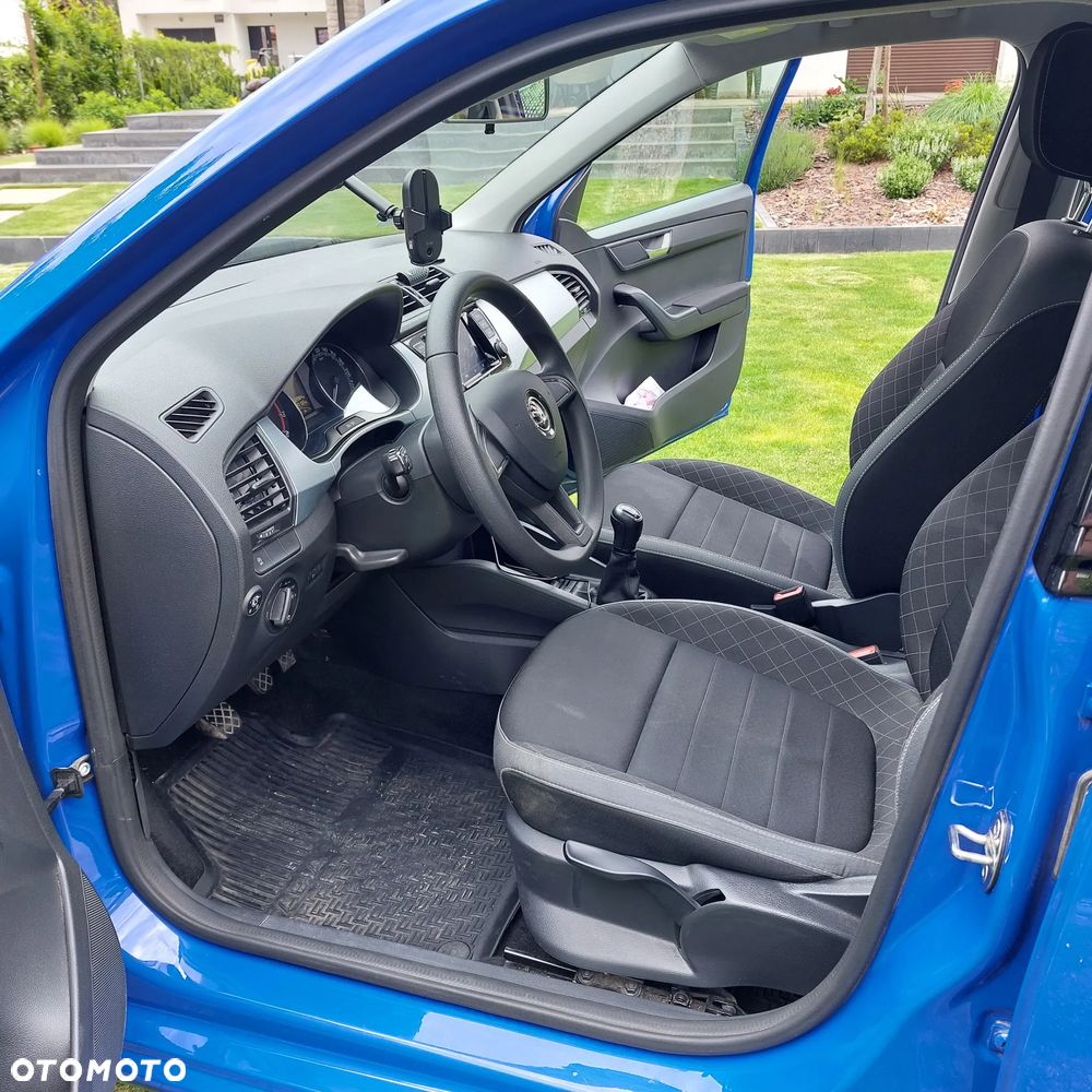 Skoda Fabia 1.0 Ambition - 10