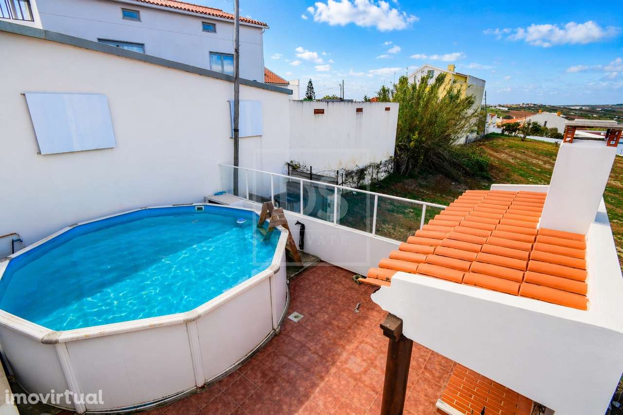 Moradia T3 com Garagem, Churrasqueira e Vista Desafogada sobre o Campo - Grande imagem: 2/41