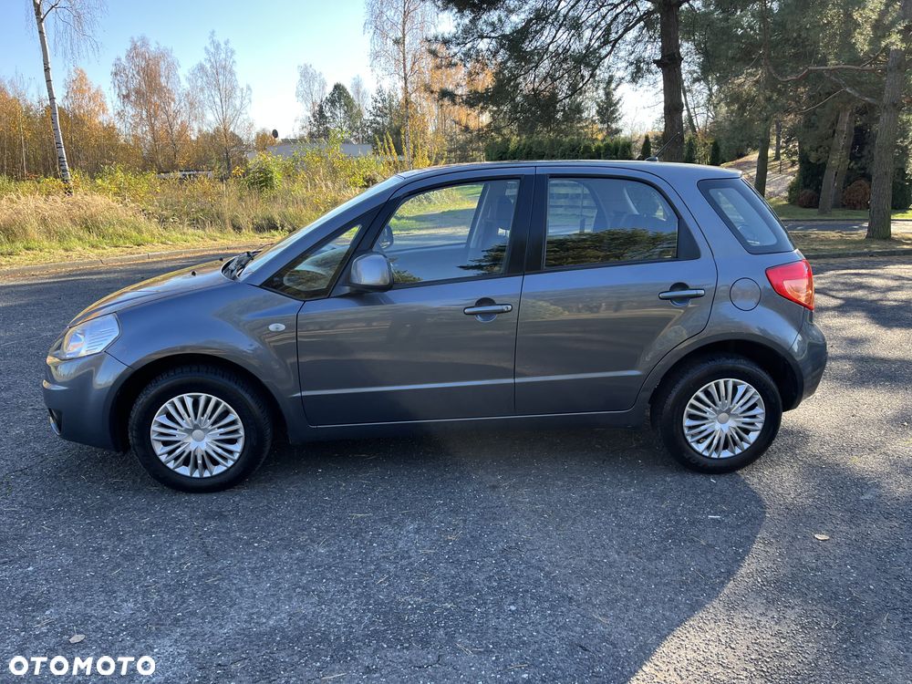 Suzuki SX4 1.6 GLX / Comfort - 4